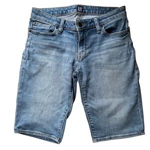 GAP Light Wash Denim Jean Shorts Sz 26